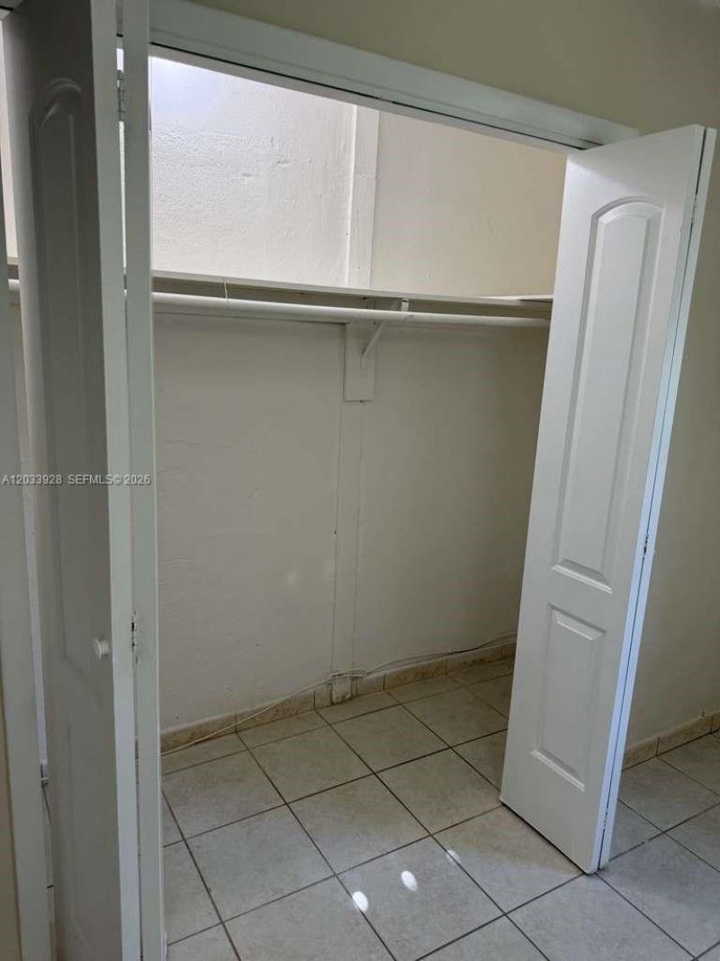 1140 SW 9th St , Unit 2, Miami, FL 33130 Photo