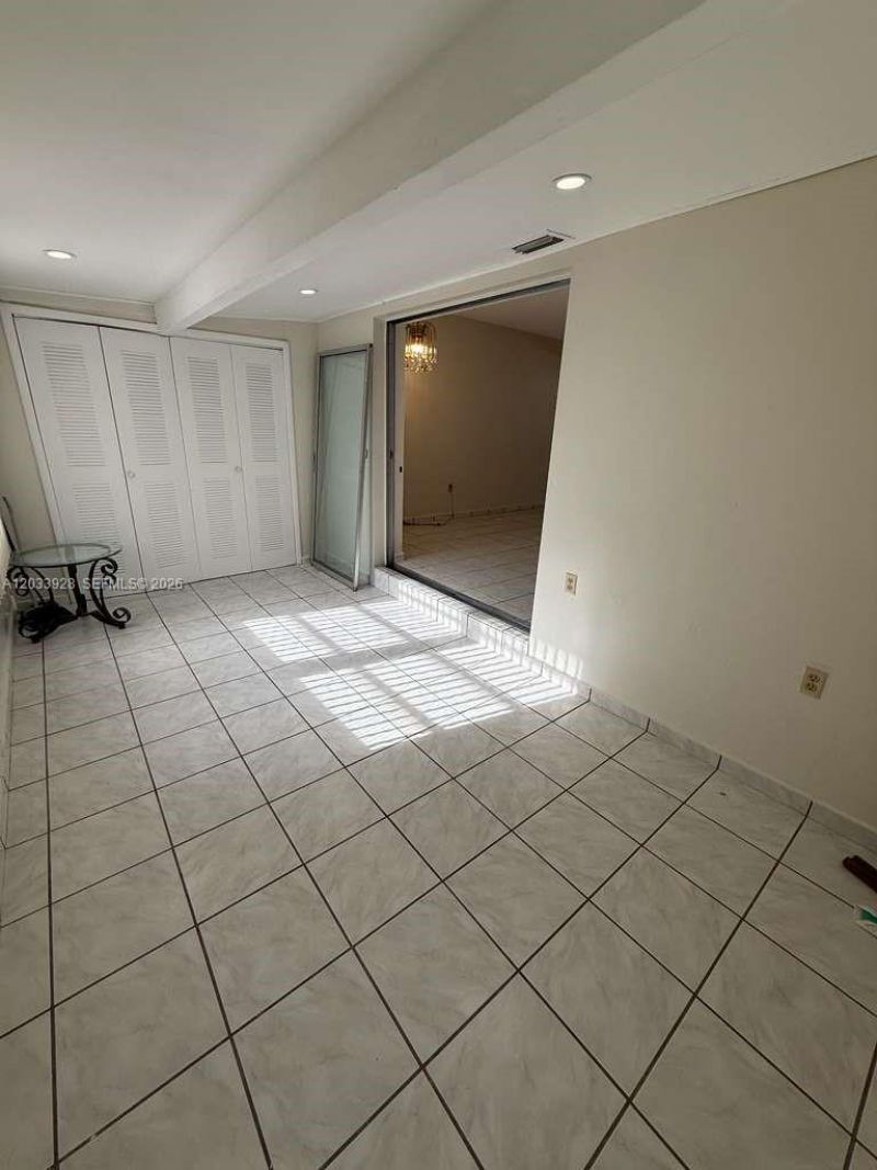 1140 SW 9th St , Unit 2, Miami, FL 33130 Photo