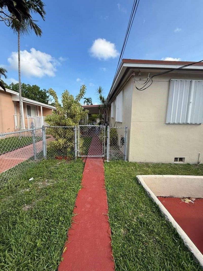 1140 SW 9th St , Unit 2, Miami, FL 33130 Photo