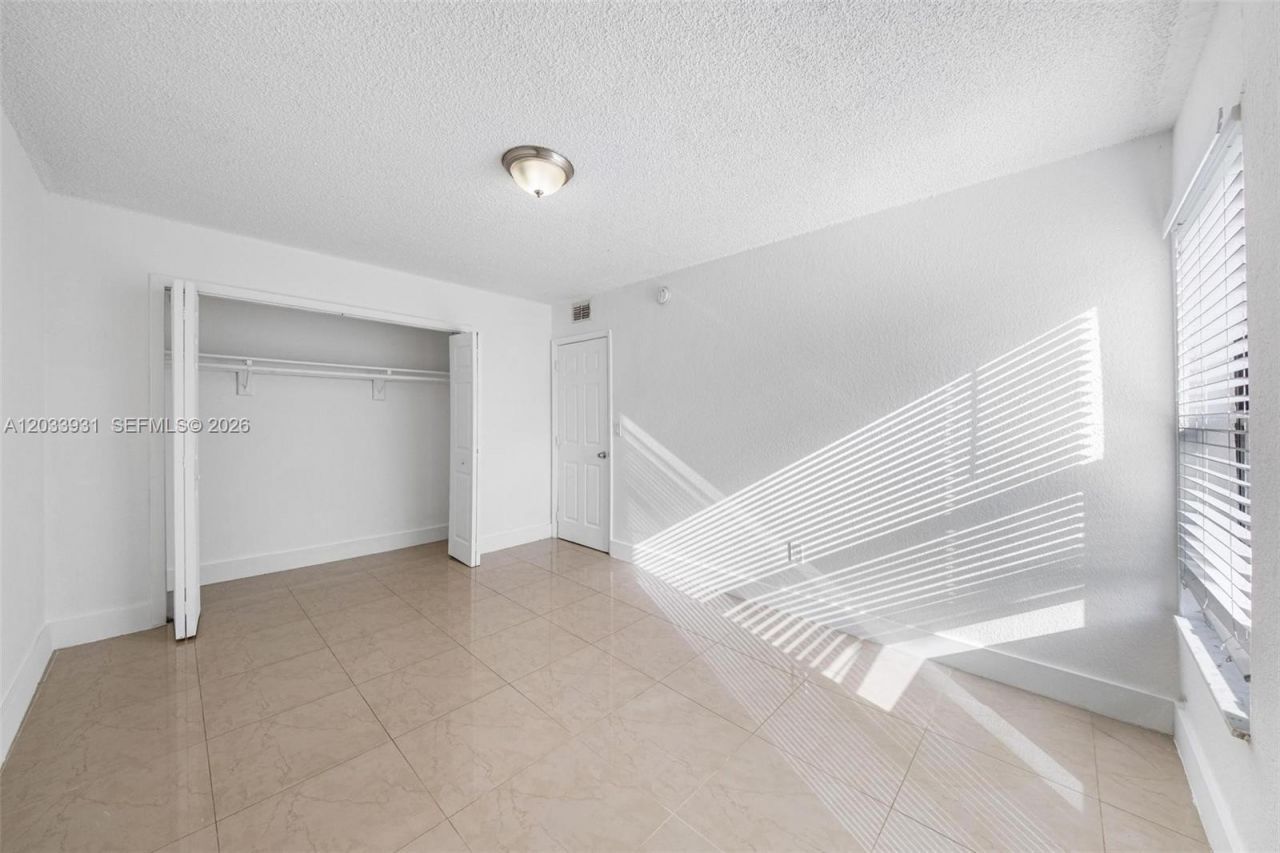 13251 Memorial Hwy , Unit 2, North Miami, FL 33161 Photo