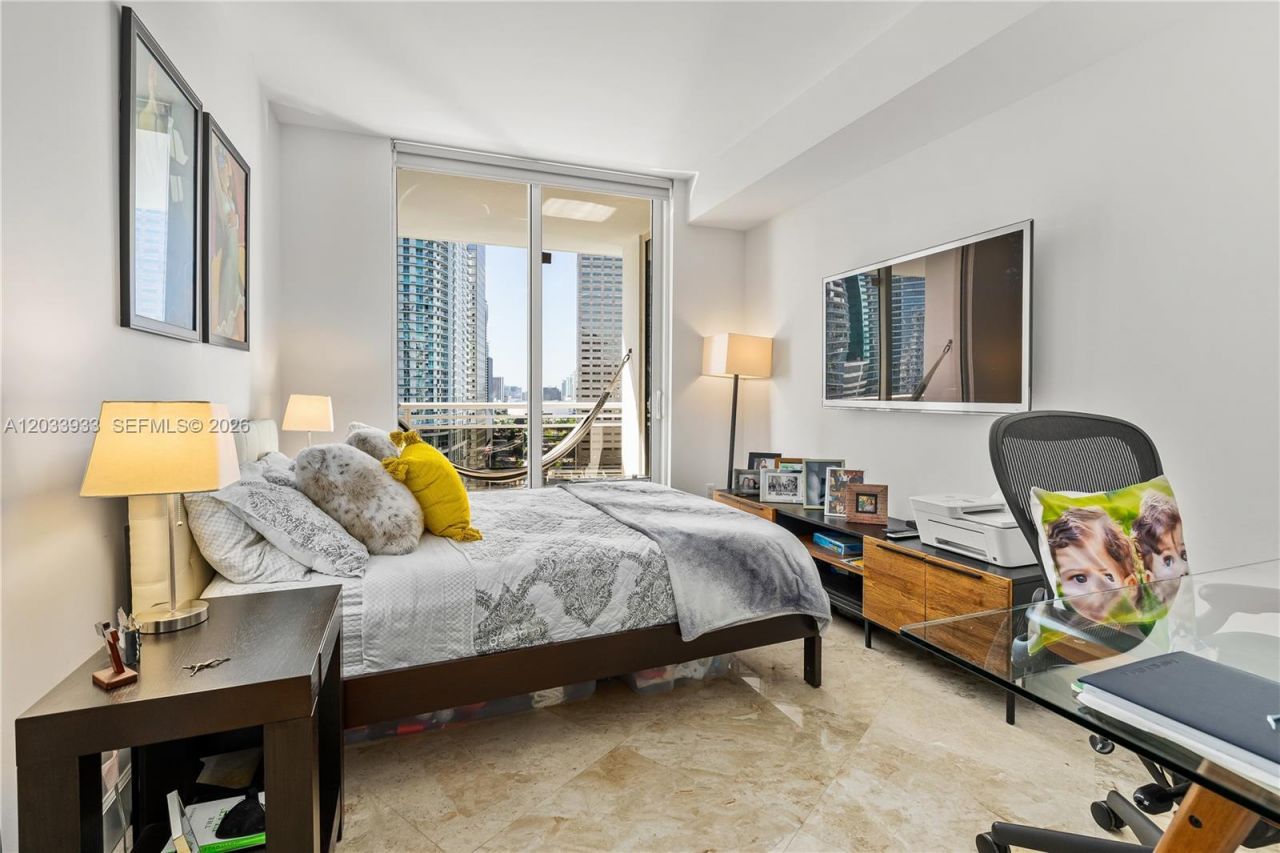 901 Brickell Key Bl, Unit 2206, Miami, FL 33131 Photo