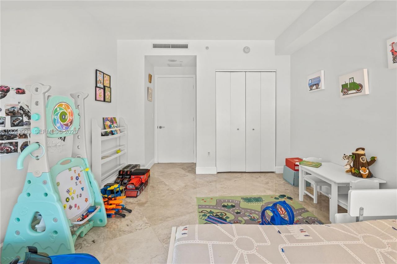 901 Brickell Key Bl , Unit 2206, Miami, FL 33131 Photo