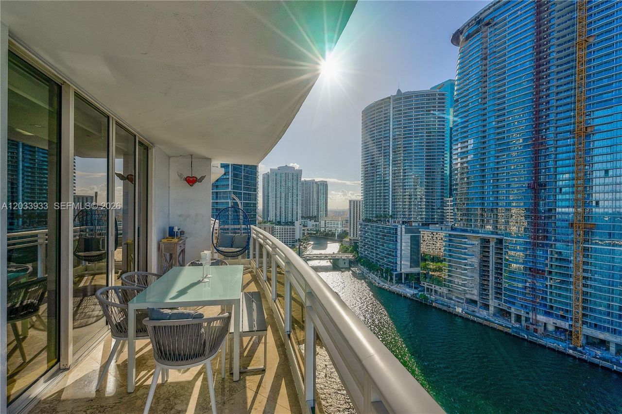 901 Brickell Key Bl, Unit 2206, Miami, FL 33131 Photo