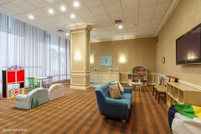 19707 Turnberry Way , Unit 20H, Aventura, FL 33180 Photo
