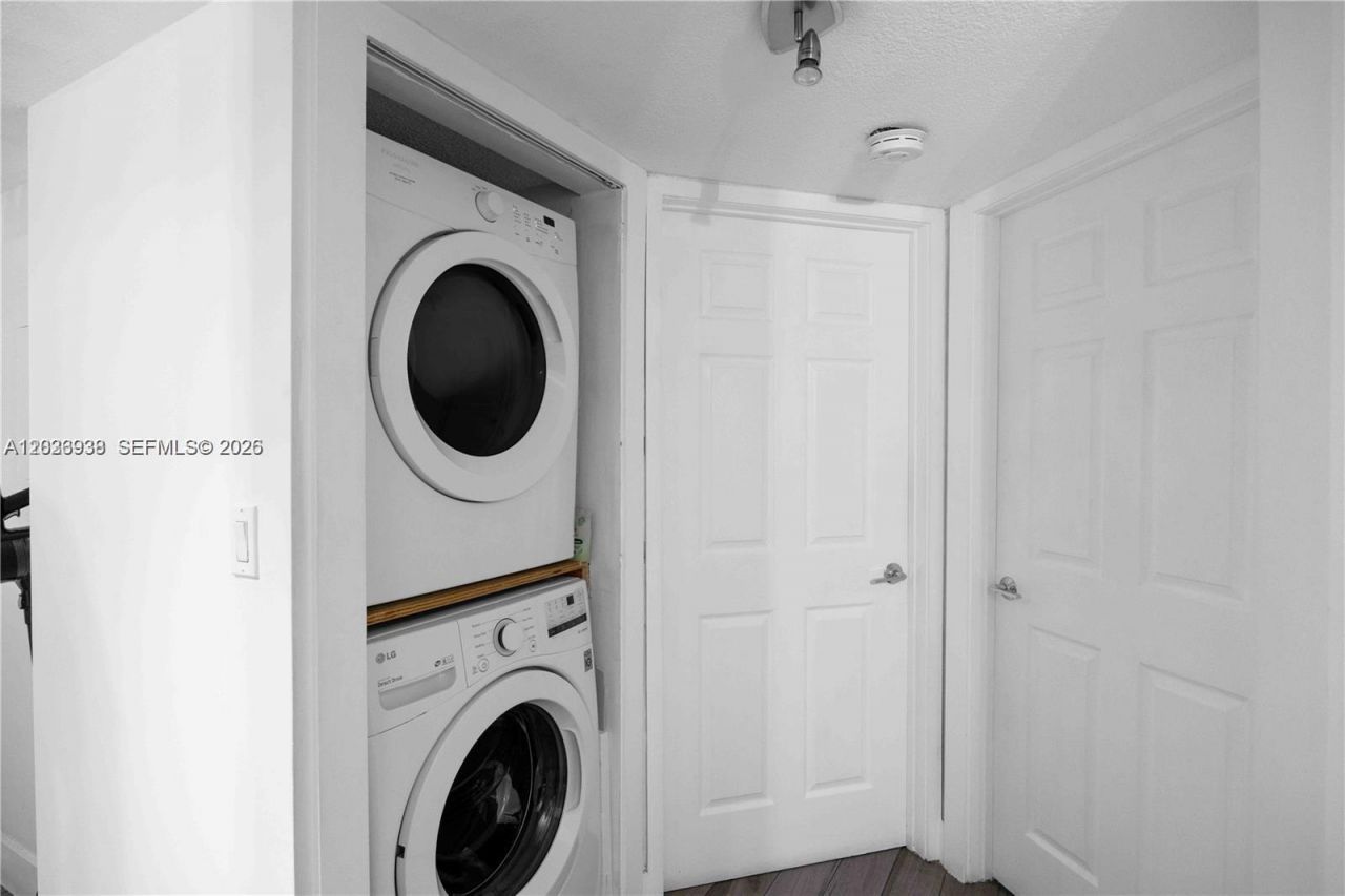 12505 NW 11th Ln , Unit 109, Miami, FL 33182 Photo