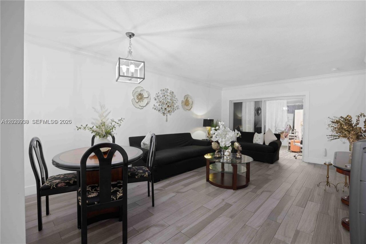 12505 NW 11th Ln , Unit 109, Miami, FL 33182 Photo