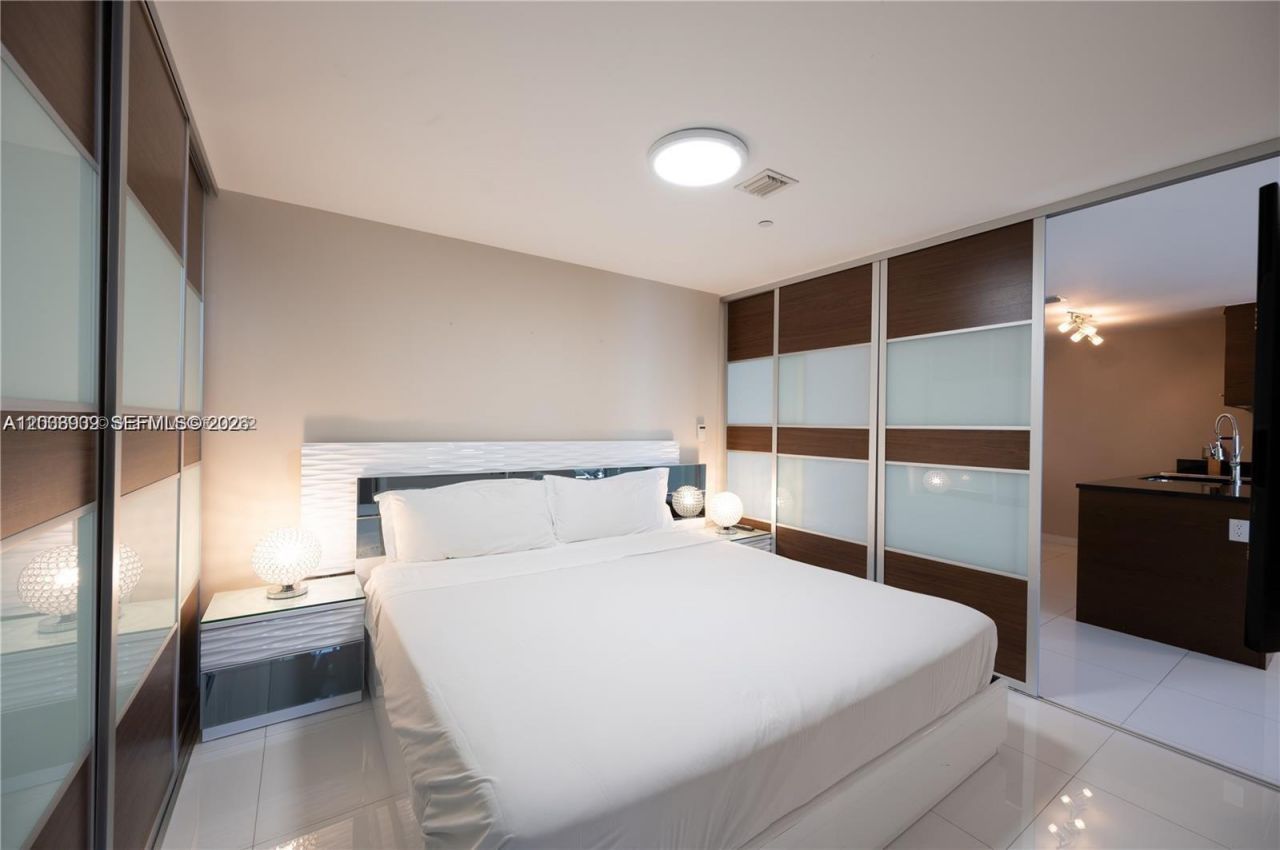 485 Brickell Ave, Unit 3109, Miami, FL 33131 Photo