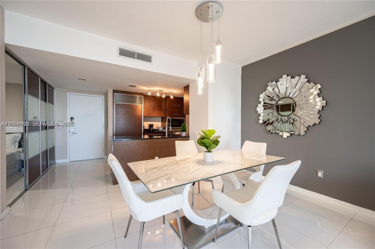 485 Brickell Ave, Unit 3109, Miami, FL 33131 Photo