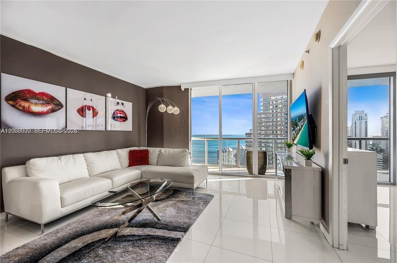 485 Brickell Ave, Unit 3109, Miami, FL 33131 Photo