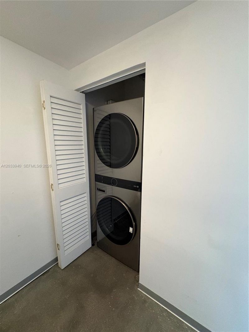 690 SW 1st Ct , Unit 1212, Miami, FL 33130 Photo