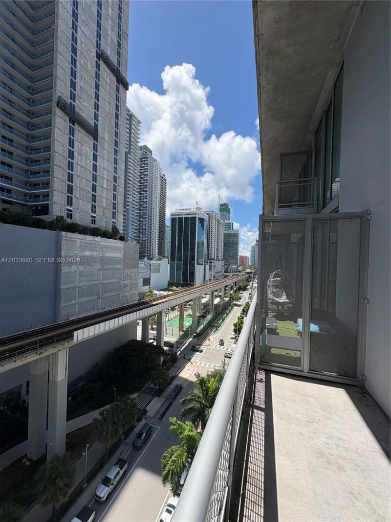 690 SW 1st Ct , Unit 1212, Miami, FL 33130 Photo