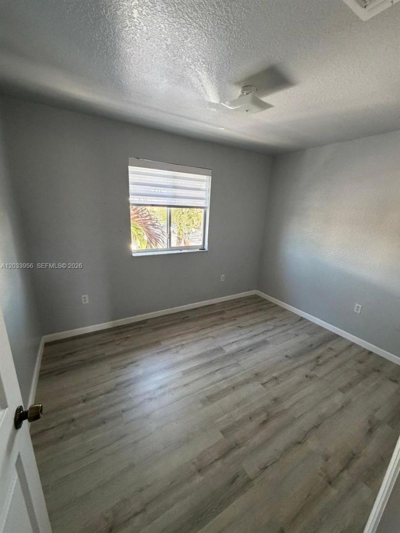 12050 SW 268th St, Unit 7, Homestead, FL 33032 Photo