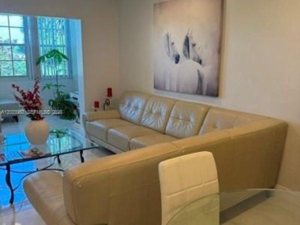 7797 Golf Circle Drive , Unit 208J, Margate, FL 33063