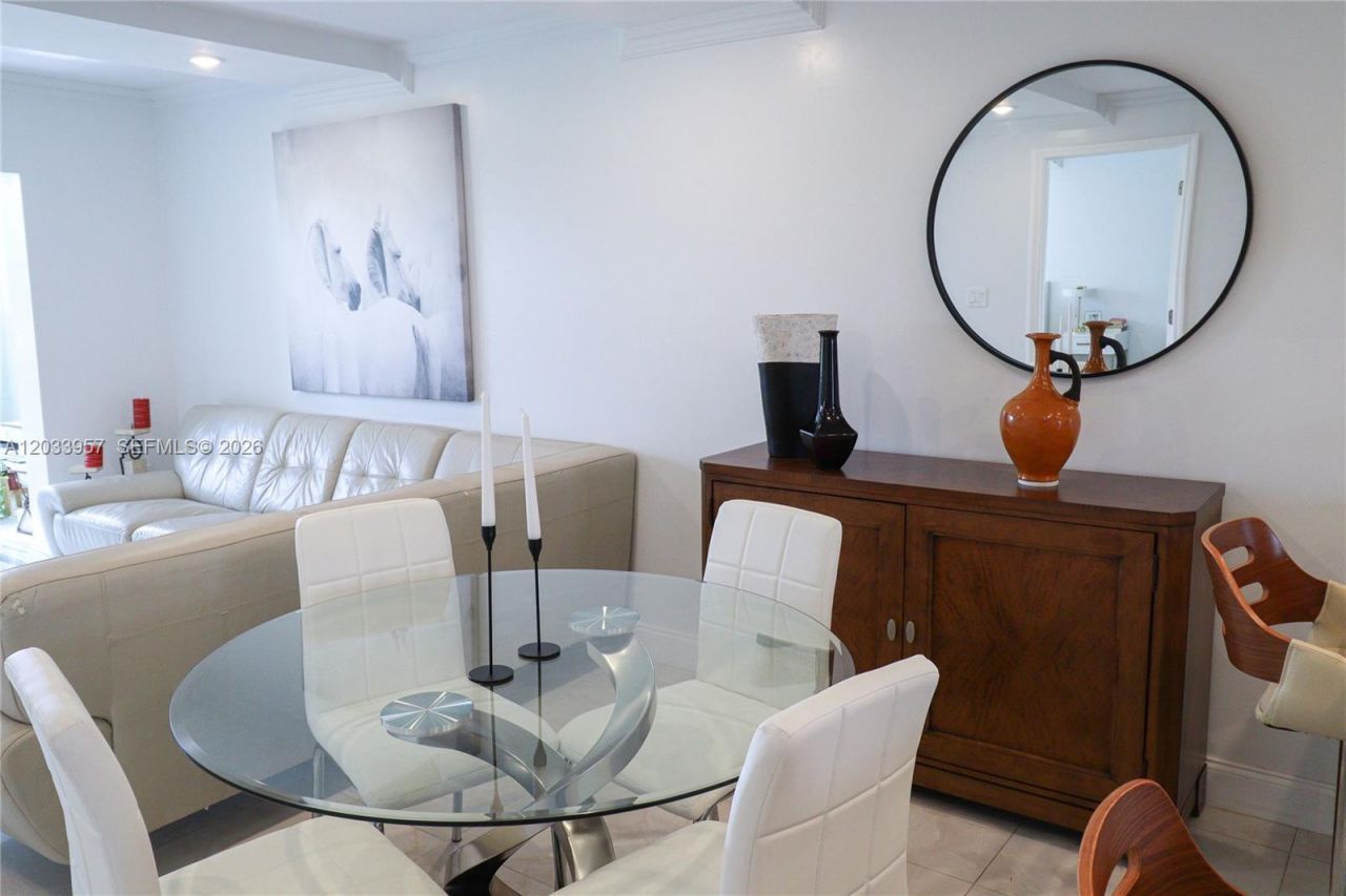 7797 Golf Circle Drive, Unit 208J, Margate, FL 33063 Photo