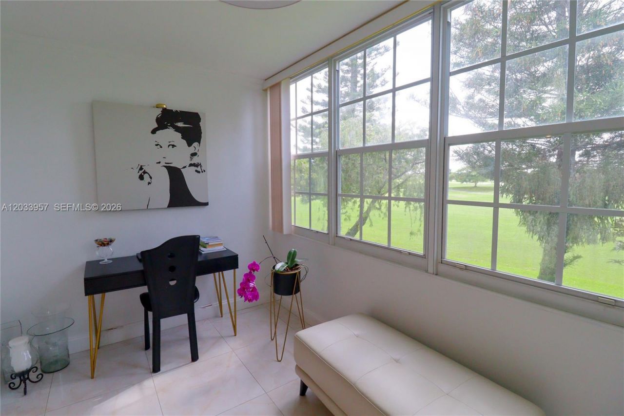 7797 Golf Circle Drive, Unit 208J, Margate, FL 33063 Photo