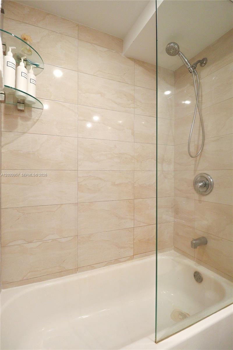 7797 Golf Circle Drive, Unit 208J, Margate, FL 33063 Photo