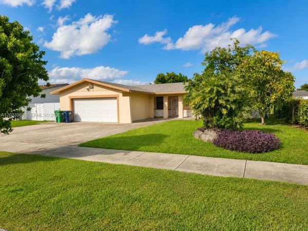 7241 SW 130th Ave , Miami, FL 33183