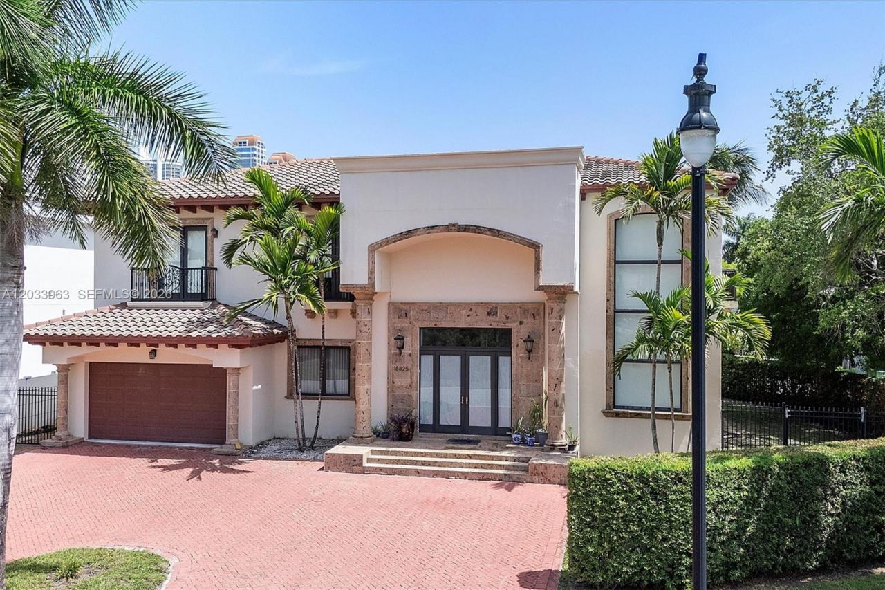 18825 N Bay Rd , Sunny Isles Beach, FL 33160 Photo