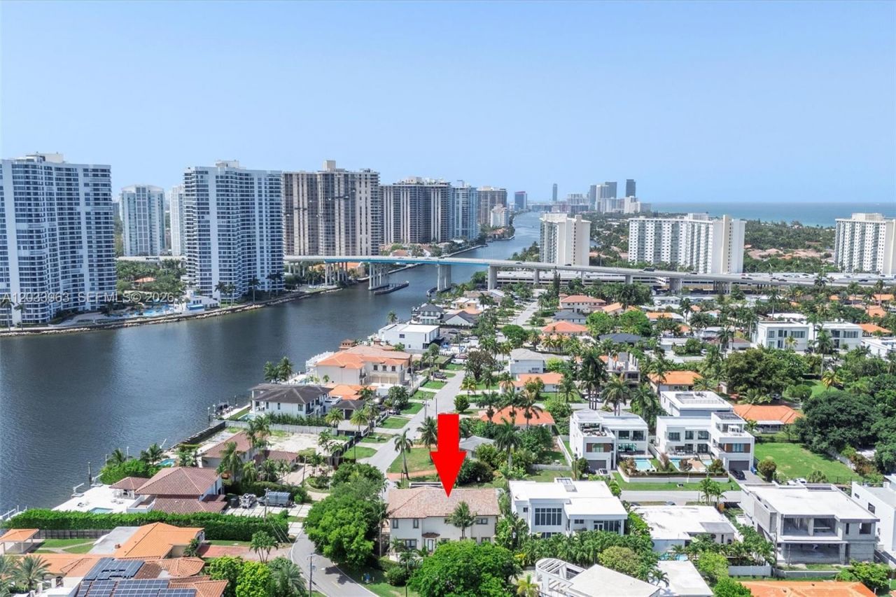 18825 N Bay Rd , Sunny Isles Beach, FL 33160 Photo
