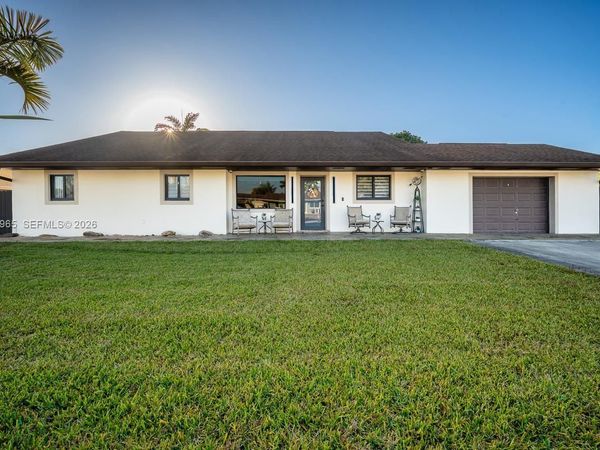 1760 NW 12th Ave , Homestead, FL 33030