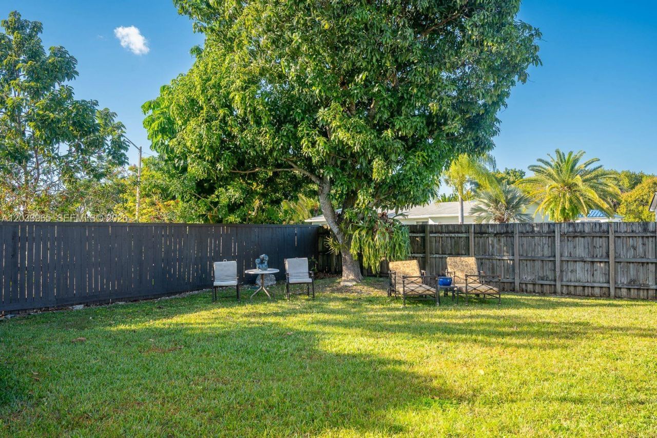 1760 NW 12th Ave , Homestead, FL 33030 Photo