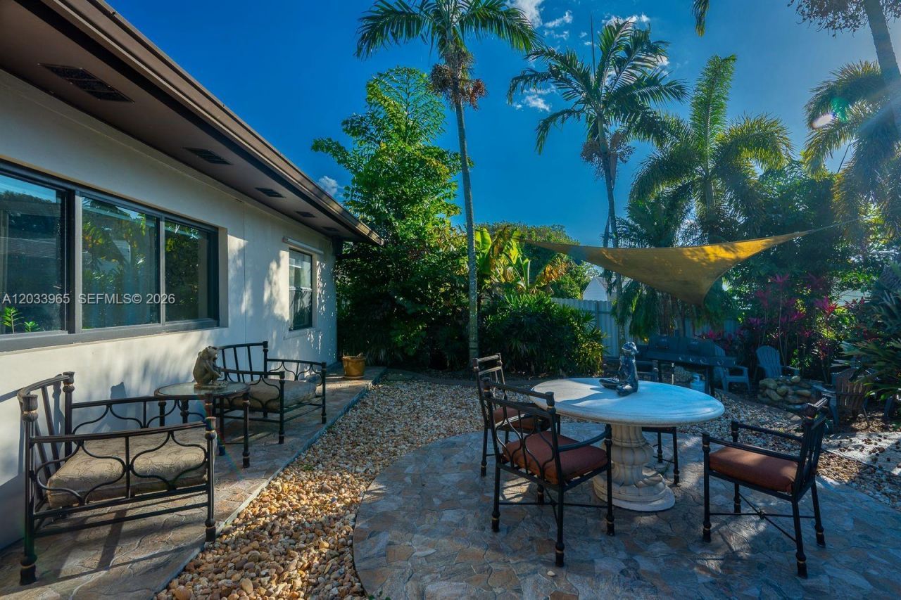 1760 NW 12th Ave , Homestead, FL 33030 Photo
