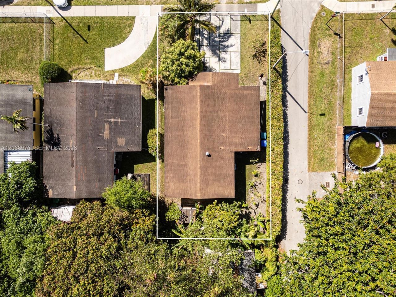 1243 NW 42nd St , Miami, FL 33142 Photo