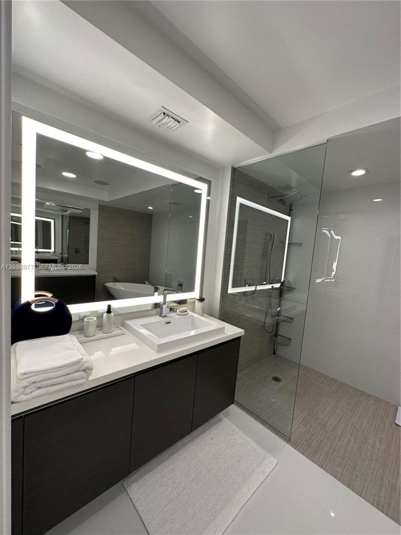 330 Sunny Isles Blvd , Unit 5-2002, Sunny Isles Beach, FL 33160 Photo