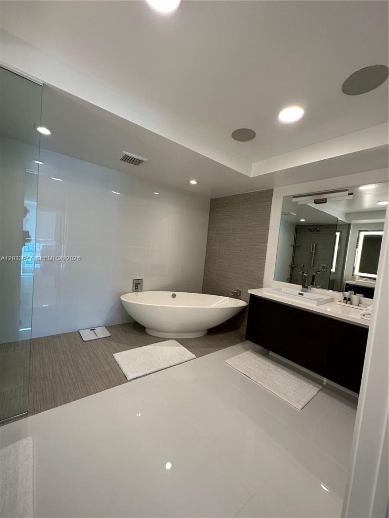 330 Sunny Isles Blvd , Unit 5-2002, Sunny Isles Beach, FL 33160 Photo