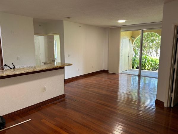 2516 Centergate Dr , Unit 102, Miramar, FL 33025
