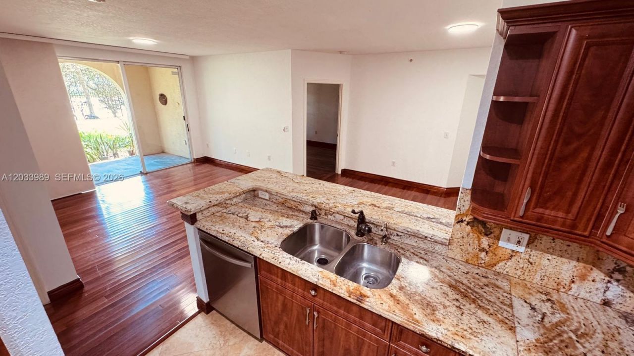 2516 Centergate Dr , Unit 102, Miramar, FL 33025 Photo