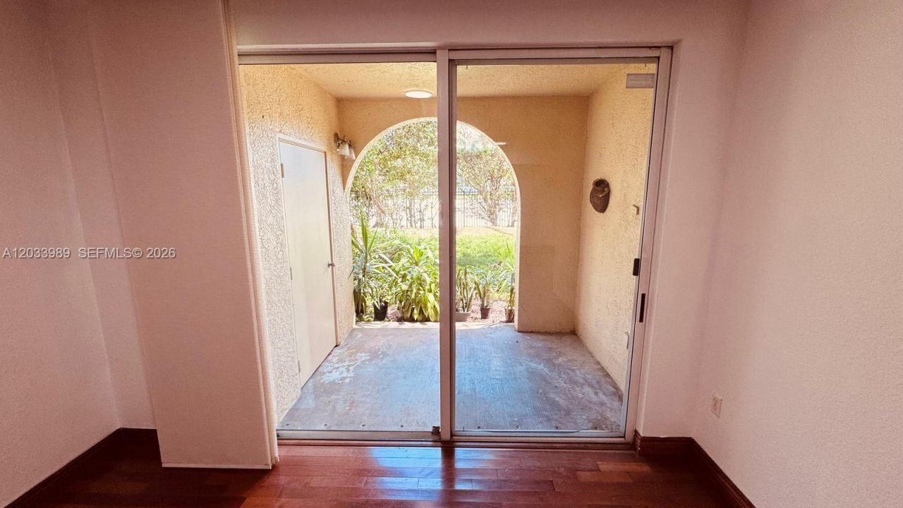 2516 Centergate Dr , Unit 102, Miramar, FL 33025 Photo