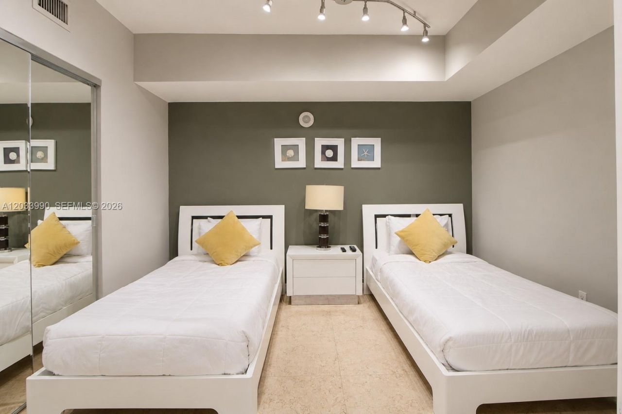 16699 Collins Ave , Unit 2906, Sunny Isles Beach, FL 33160 Photo