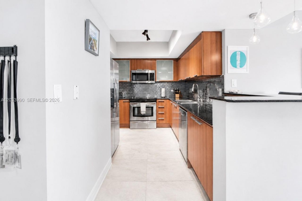 16699 Collins Ave , Unit 2906, Sunny Isles Beach, FL 33160 Photo