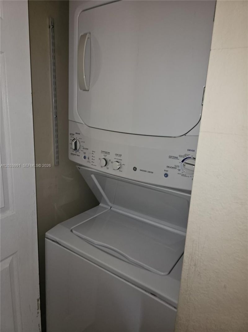 17066 SW 95th Ter , Miami, FL 33196 Photo