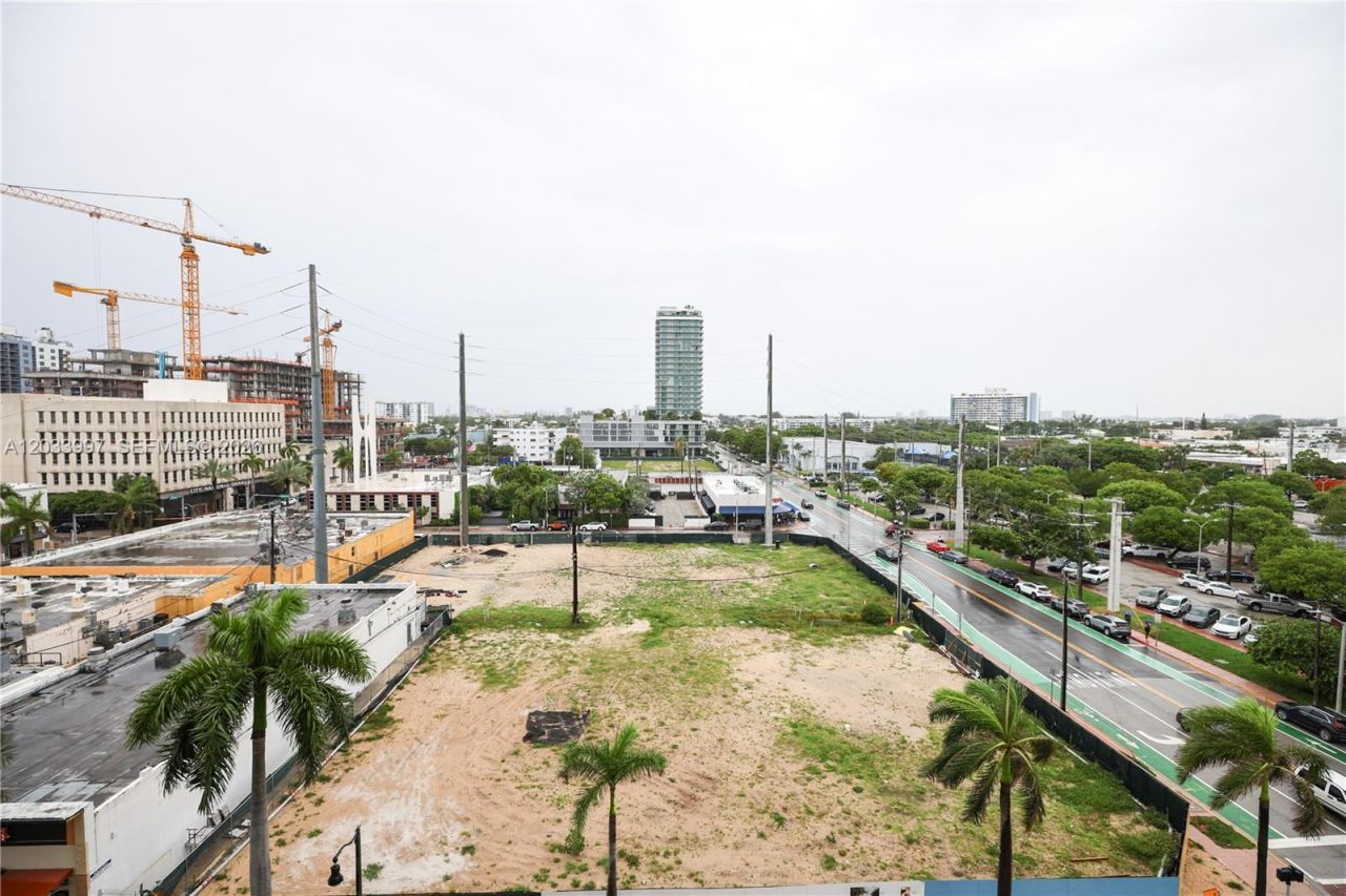 7135 Collins Ave, Unit 735, Miami Beach, FL 33141 Photo