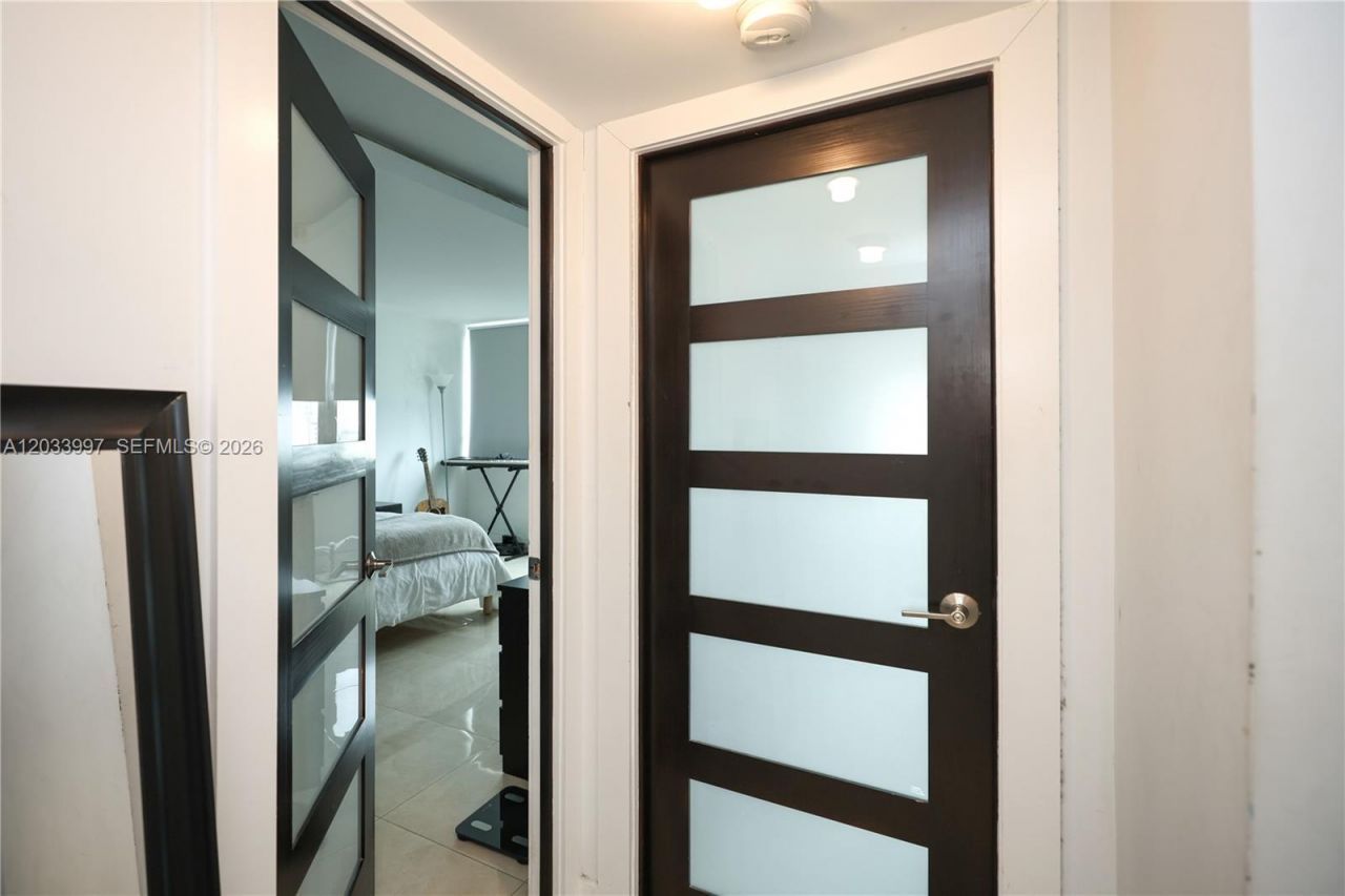 7135 Collins Ave, Unit 735, Miami Beach, FL 33141 Photo