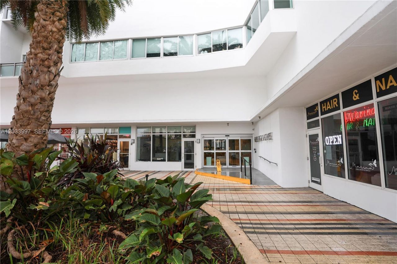 7135 Collins Ave, Unit 735, Miami Beach, FL 33141 Photo