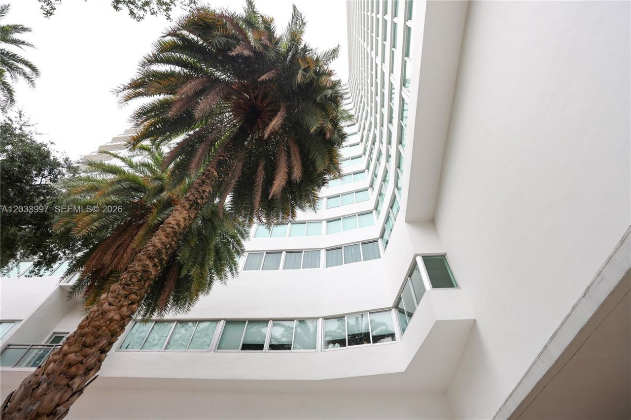 7135 Collins Ave, Unit 735, Miami Beach, FL 33141 Photo