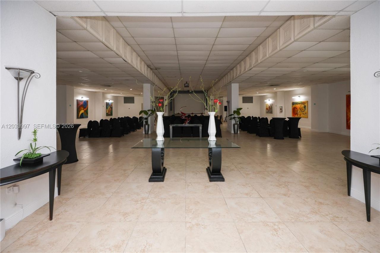 7135 Collins Ave, Unit 735, Miami Beach, FL 33141 Photo