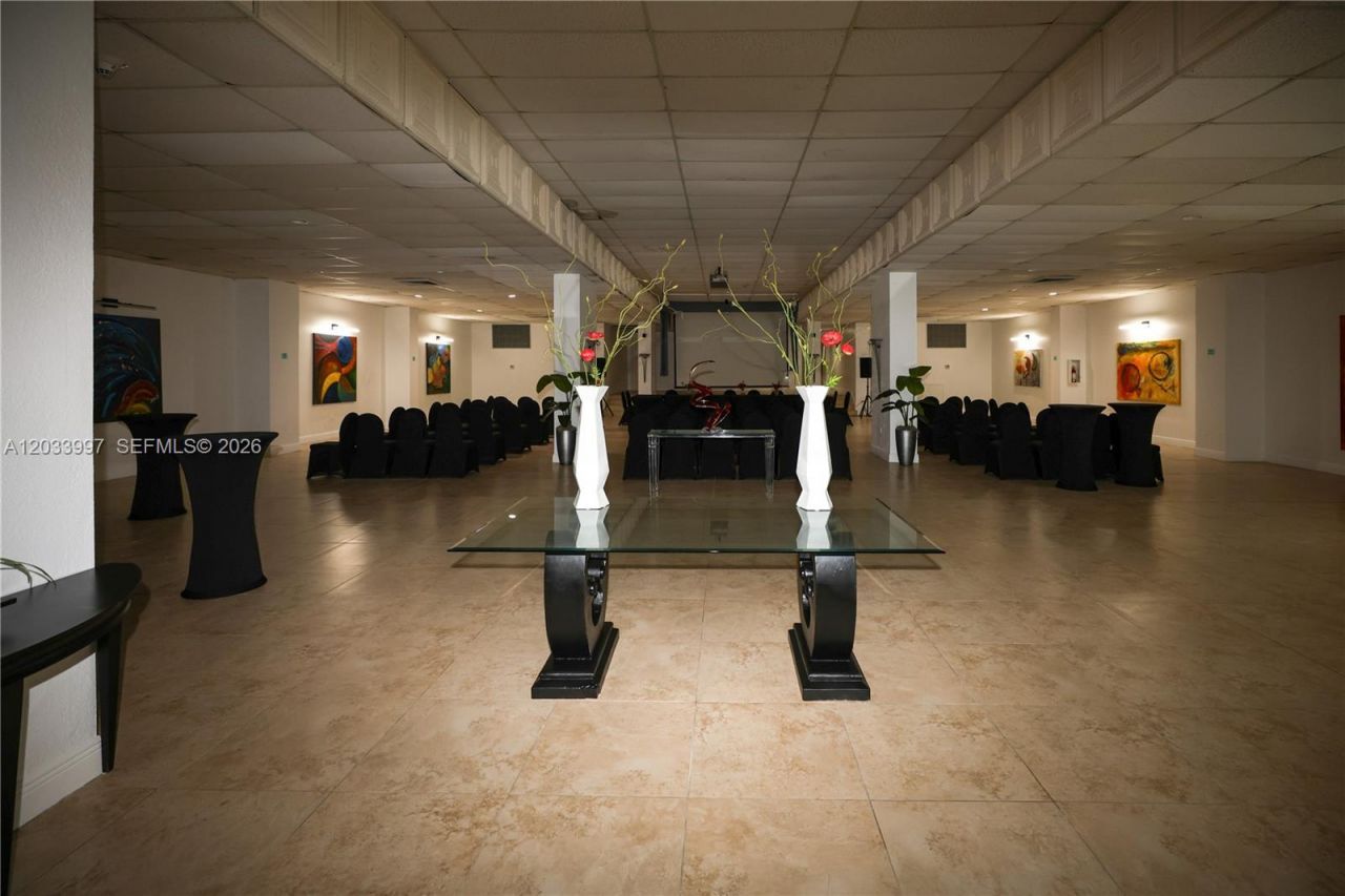 7135 Collins Ave, Unit 735, Miami Beach, FL 33141 Photo