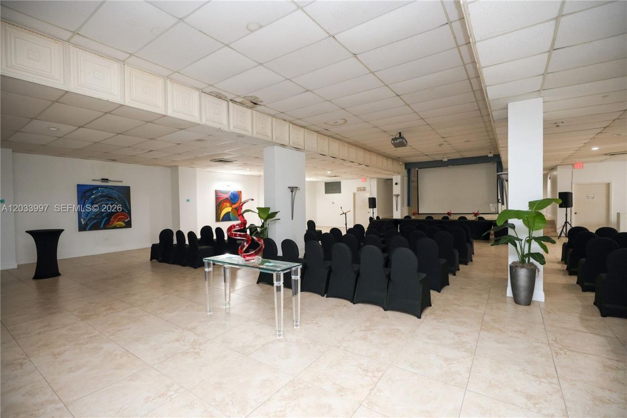 7135 Collins Ave, Unit 735, Miami Beach, FL 33141 Photo