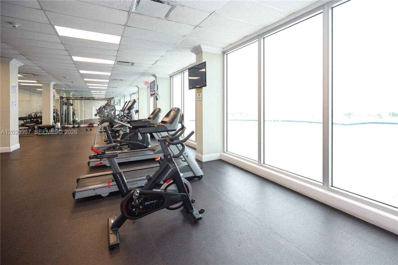 7135 Collins Ave, Unit 735, Miami Beach, FL 33141 Photo