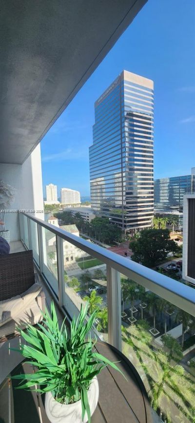 500 Brickell Ave , Unit 1410, Miami, FL 33131 Photo