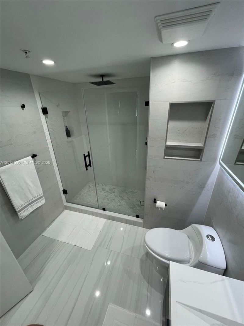 31 SE 5th St , Unit 3103, Miami, FL 33131 Photo