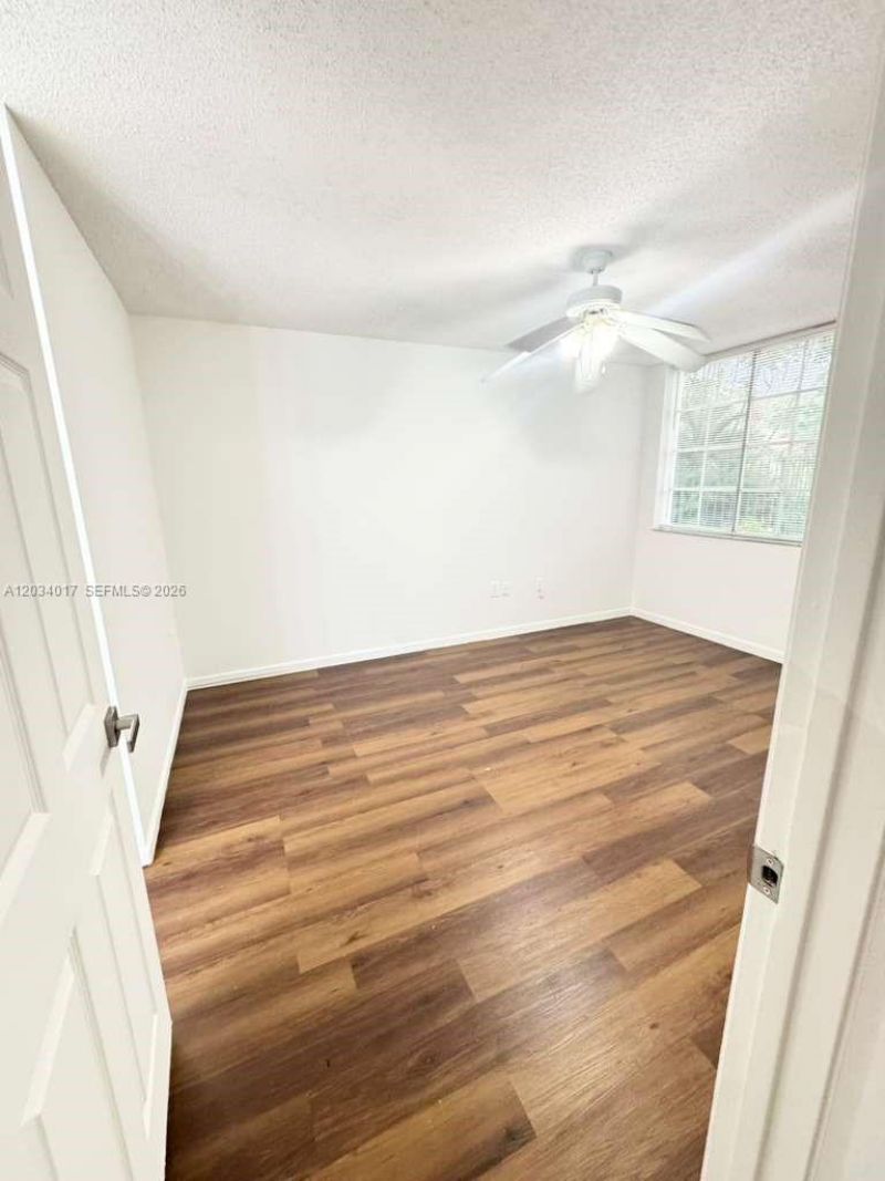 1715 Village Blvd, Unit 107, West Palm Beach, FL 33409 Photo