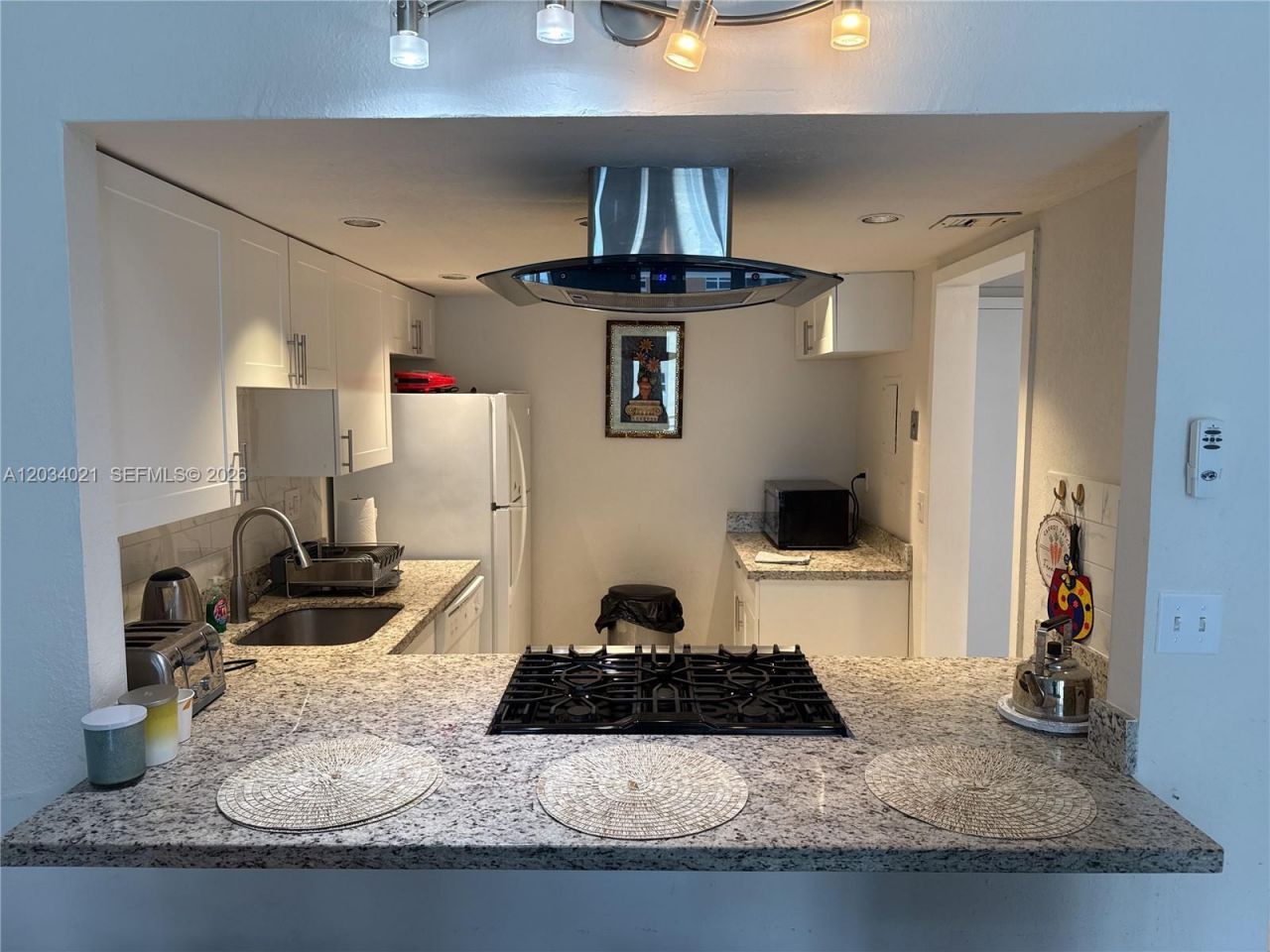 2030 S Ocean Dr , Unit 1511, Hallandale Beach, FL 33009 Photo