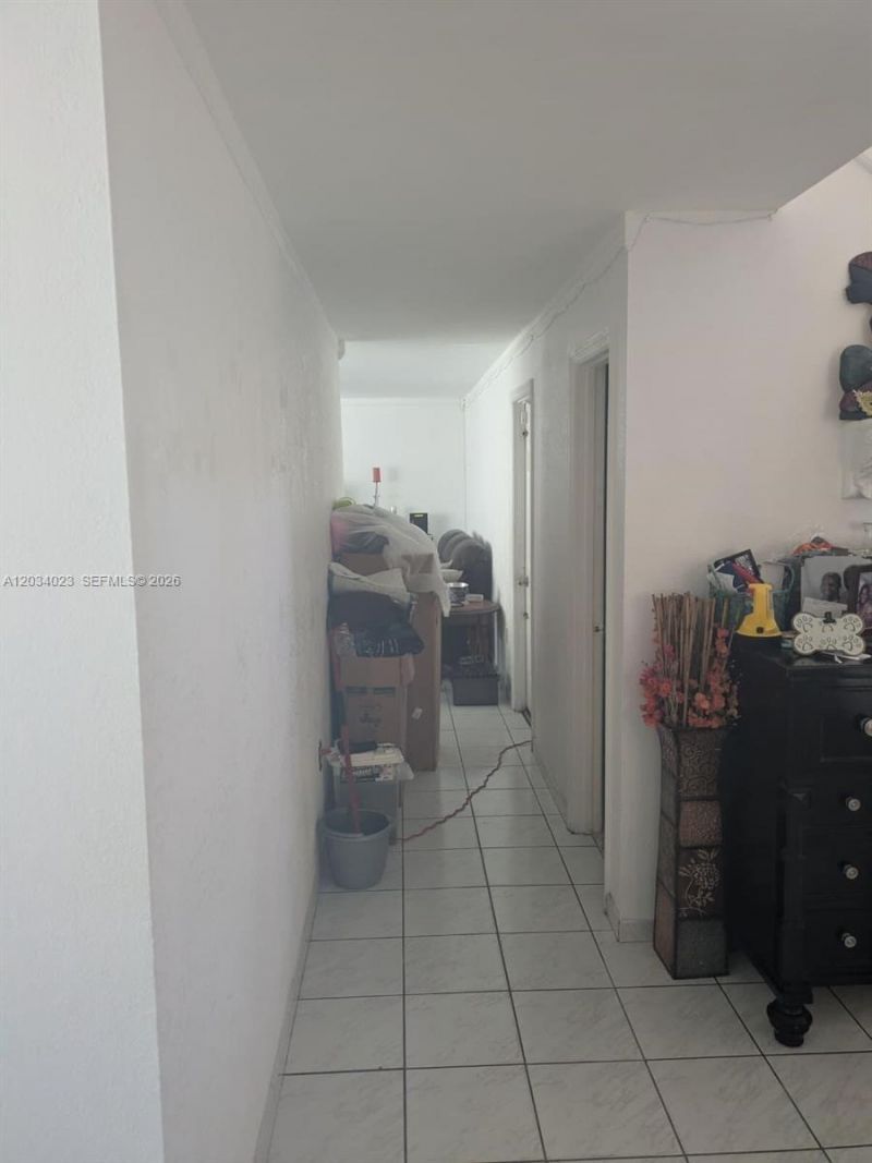 950 SW 95th Ter , Pembroke Pines, FL 33025 Photo