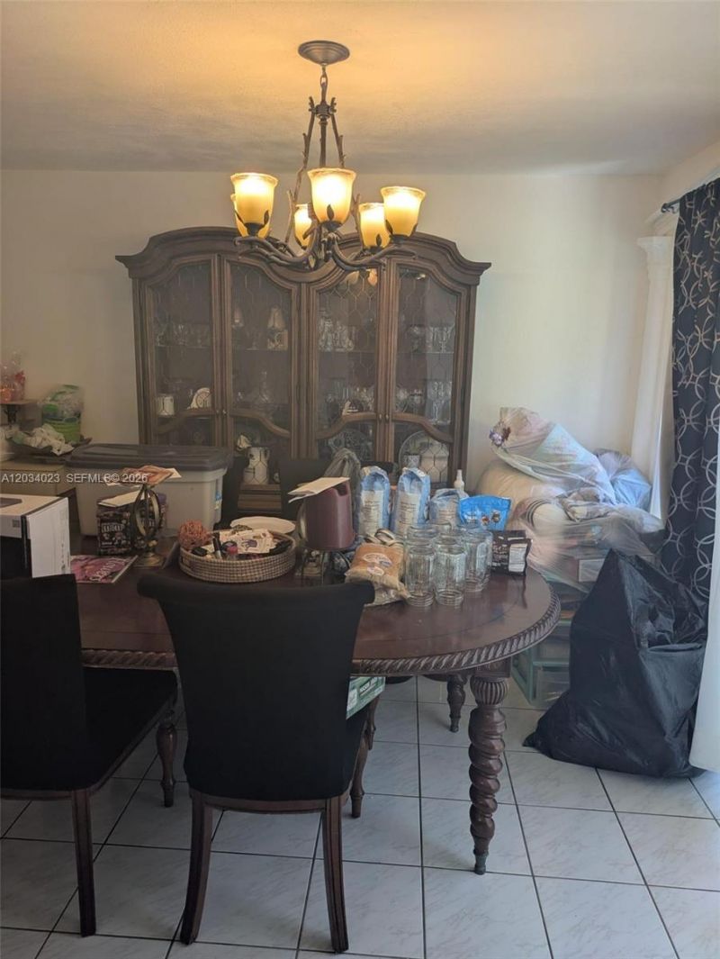 950 SW 95th Ter , Pembroke Pines, FL 33025 Photo