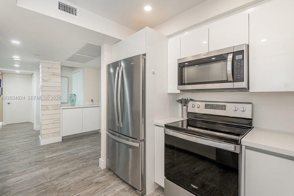 2301 Collins Ave , Unit 926, Miami Beach, FL 33139 Photo